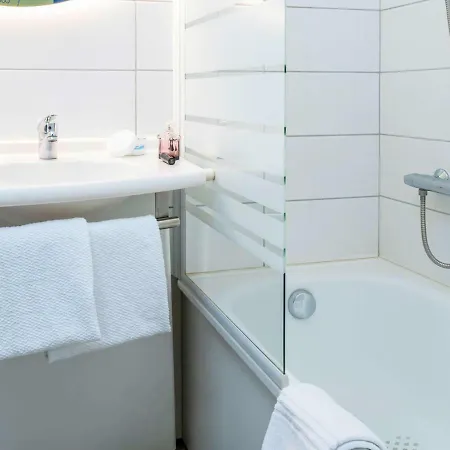 Hotel Ibis Budget Grigny Centre 2*