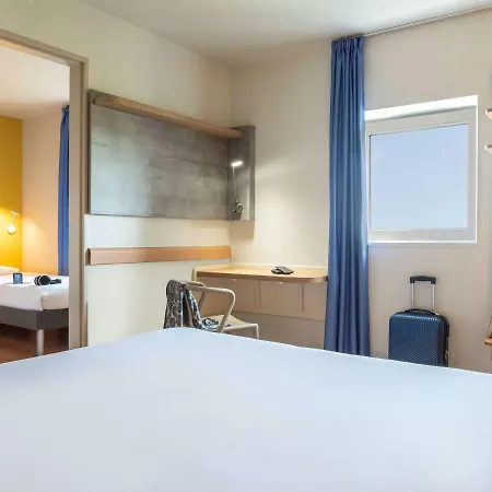 Hotel Ibis Budget Grigny Centre 2*