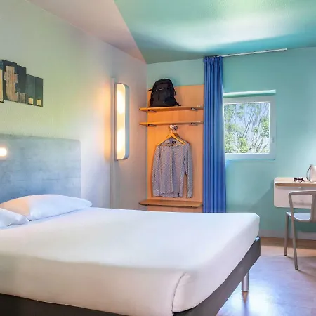 Ibis Budget Grigny Centre Hotel