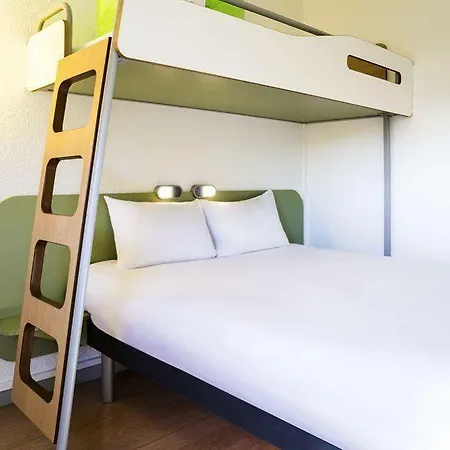 Ibis Budget Grigny Centre 2*