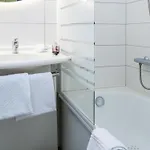 Ibis Budget Centre 2*