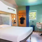 Ibis Budget Centre 2*