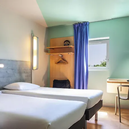 Отель Ibis Budget Centre 2*