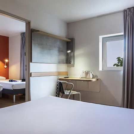 Hotel Ibis Budget Centre Grigny (Essonne)