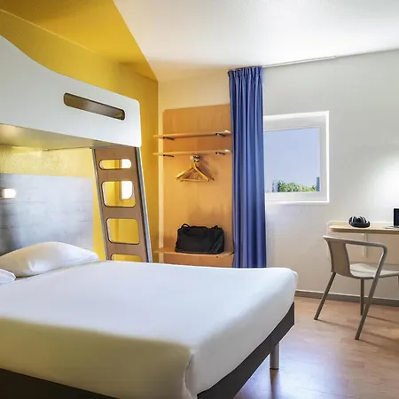 Hotel Ibis Budget Centre 2*