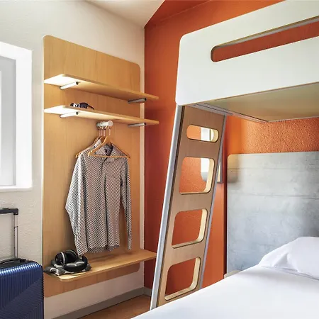 Ibis Budget Centre Отель