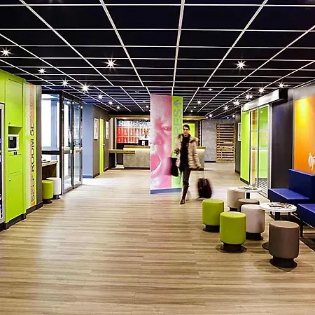 格里尼中心宜必思快捷酒店 酒店