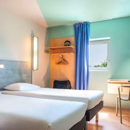 Hotel Ibis Budget Centre 2*